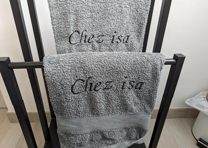 Chez Isa Homestay Barbatre